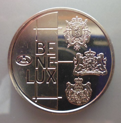 Medaille benelux land - -,